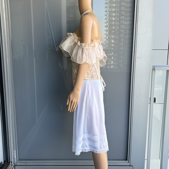 Vintage White Slip Skirt - Picture 4 of 6